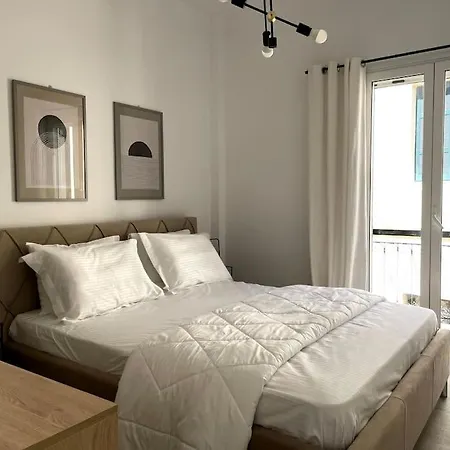 Old Courthouse Apartman Corfu (city)